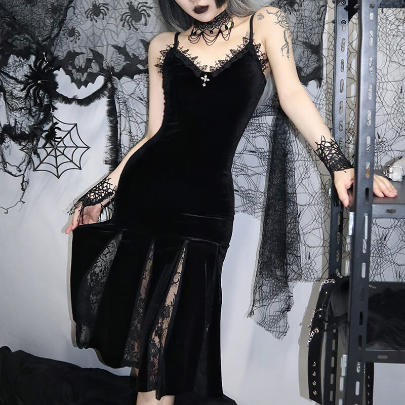cutiekill-goth-aesthetic-gored-dress-ah0152